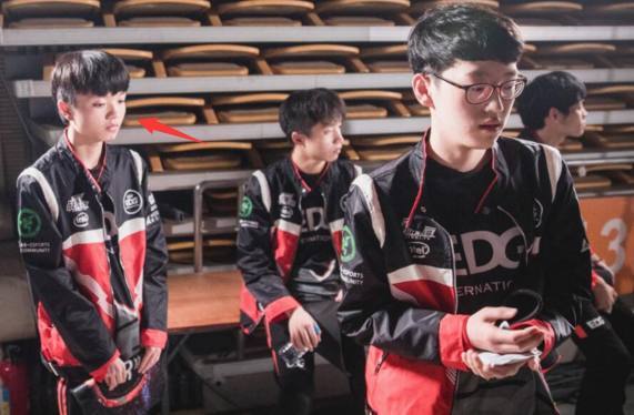 们更重视视